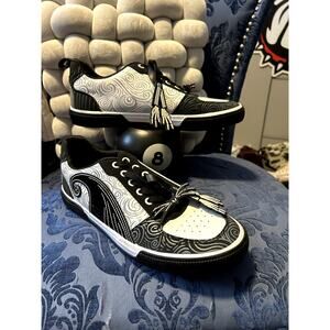 Nightmare before Christmas x Disney Sneakers size 10